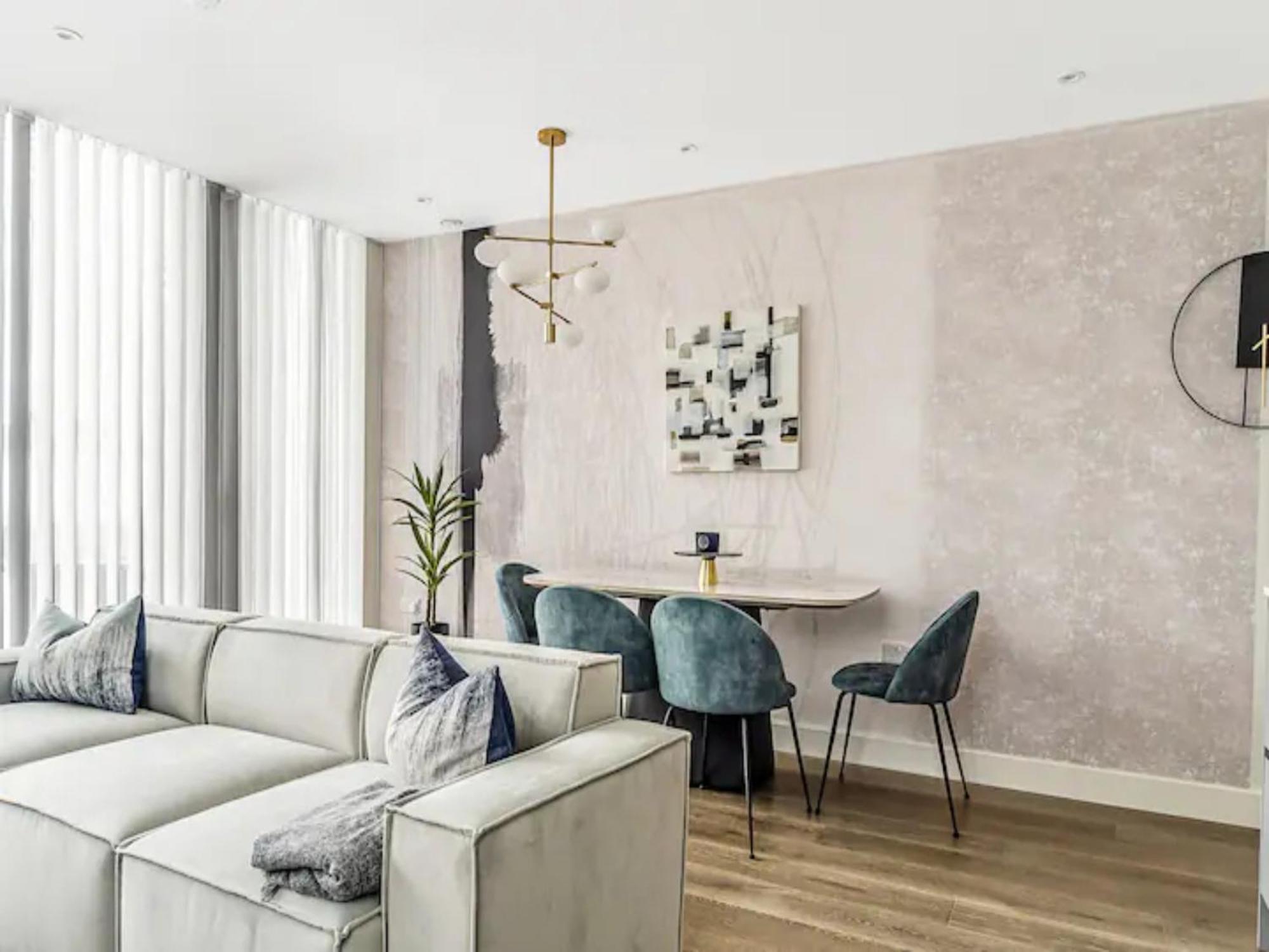 Pass The Keys Penthouse Oasis In Trendy Fulham Apartment London Bagian luar foto